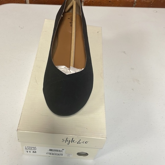 Style & Co - Picture 2 of 3